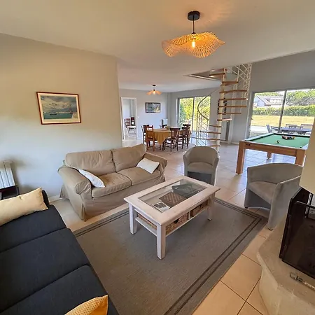 Superbe Maison 200 Metres 11 Pers Mesquer